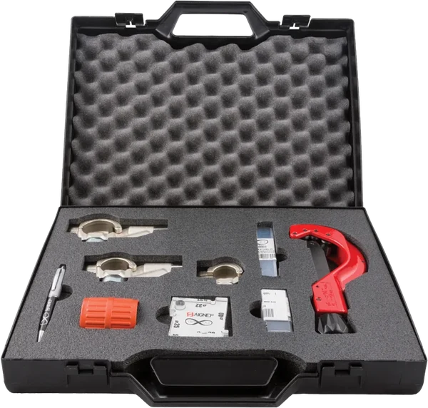 Maleta con el kit de útiles INFINITY